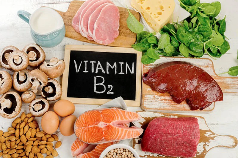 Giải đáp: Uống vitamin B2 trị mụn được không?